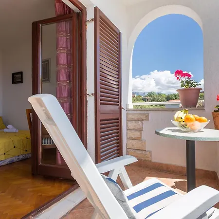 Lägenhet Sunrise Duilovo -three Bedroom With Sea View Terrace