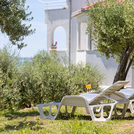 Sunrise Duilovo -three Bedroom With Sea View Terrace Lejlighed *