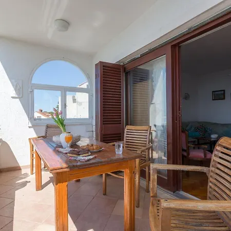 Lägenhet Sunrise Duilovo -three Bedroom With Sea View Terrace