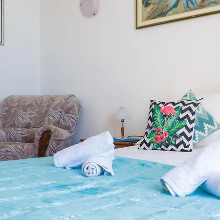 Sunrise Duilovo -three Bedroom With Sea View Terrace Lägenhet Split