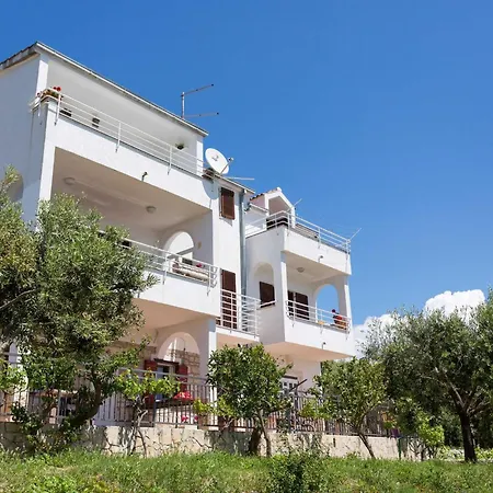 Sunrise Duilovo -three Bedroom With Sea View Terrace *